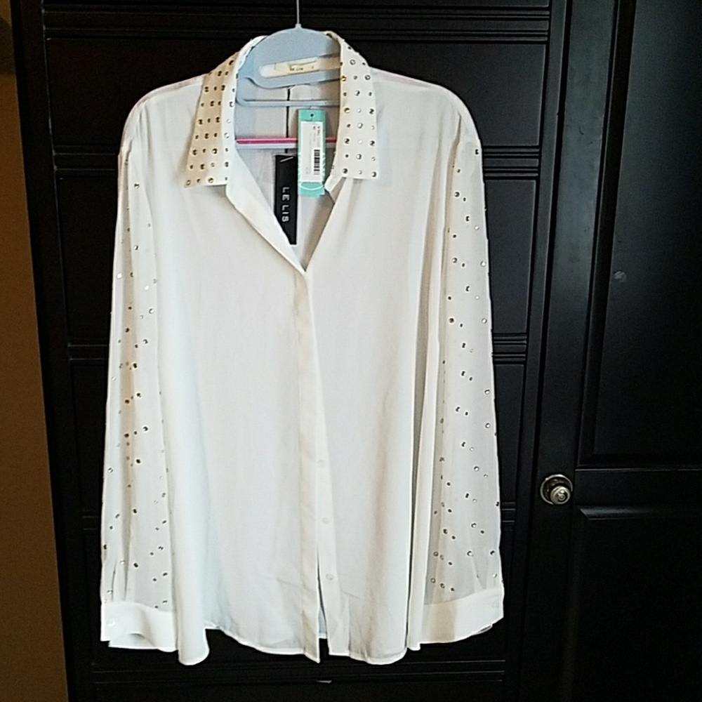 Long sleeve dress shirt